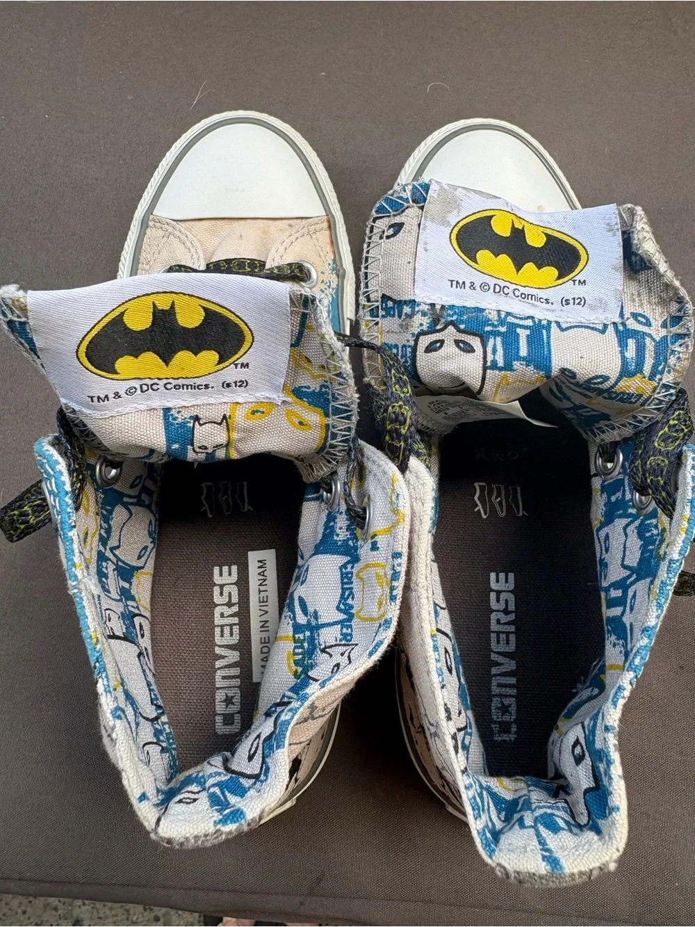Converse Kids Beige and Blue Batman High-Top Sneakers